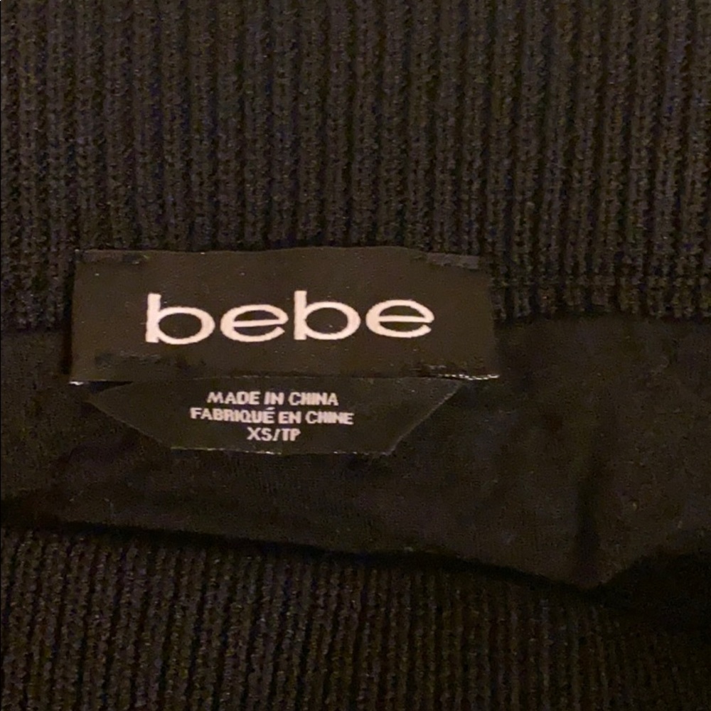 Bebe Black skirt ( xxs)